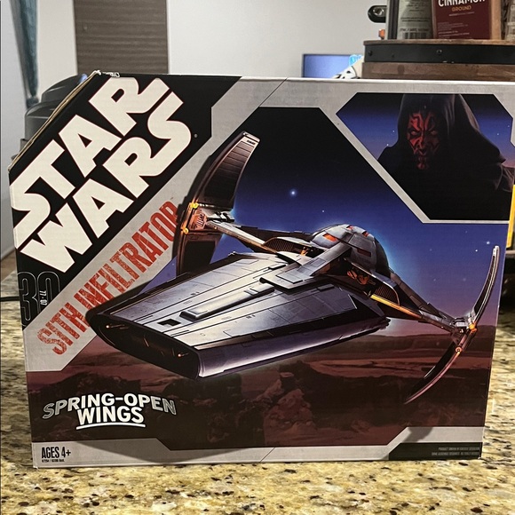 Star Wars Sith Infiltrator Spring -Open Wings - Black Gray Red Accents